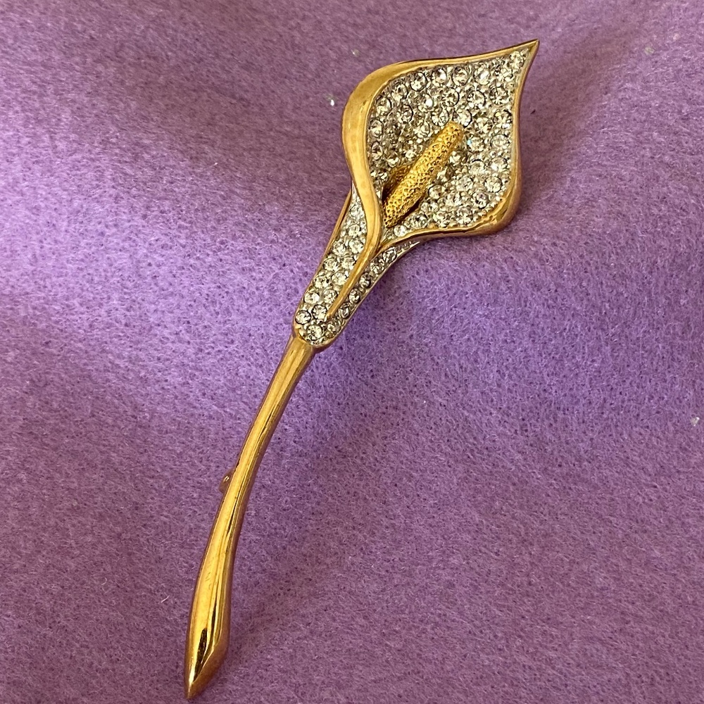 CALLA LILY Flower Vintage Brooch Crystal Pave Rhinestone Revival Pin